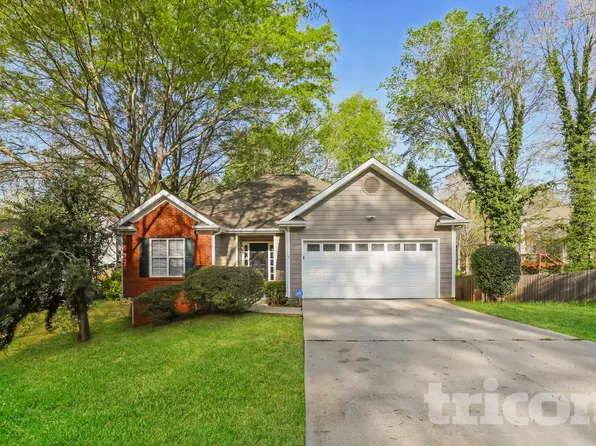 547 Horseshoe Cir, Stockbridge, GA 30281