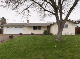 414 S Central Valley Dr, Central Pt, OR