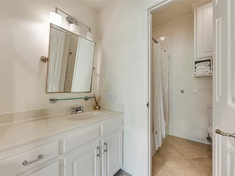 1418 Yakimo Dr — Photo 17