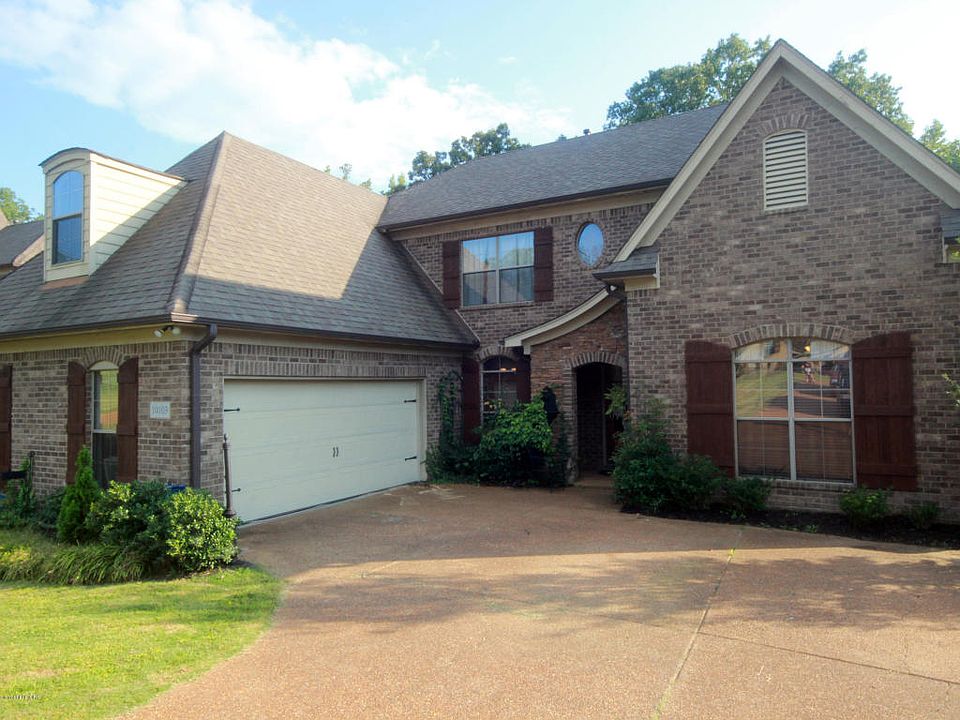 1st image of 10103 Cypress Plantation Dr S