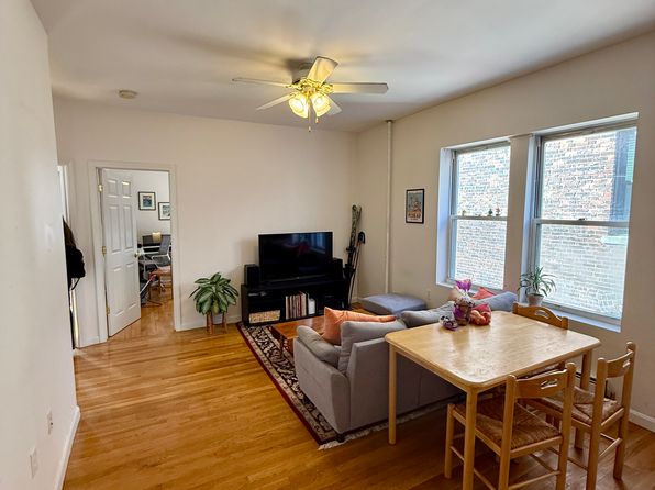 40 Symphony Rd APT 4