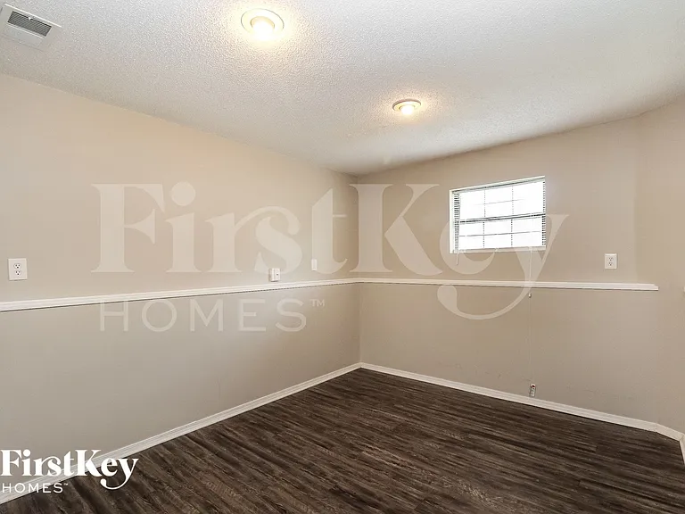 11536 N Woodland Ave — Photo 12