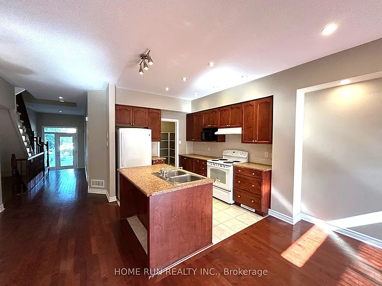 862 Fletcher Cir — Photo 11