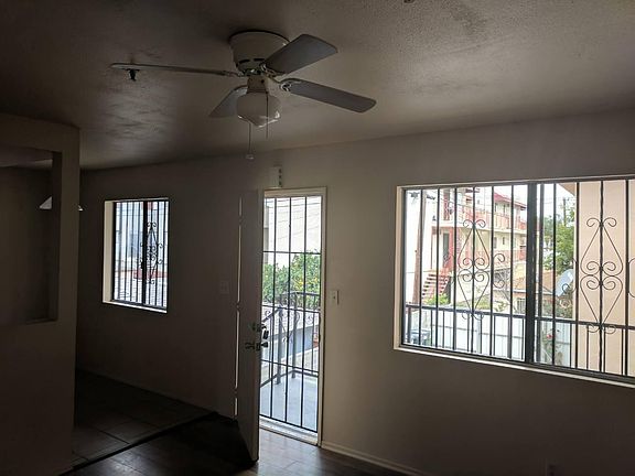 5th image of 3856 W 132nd St APT 1