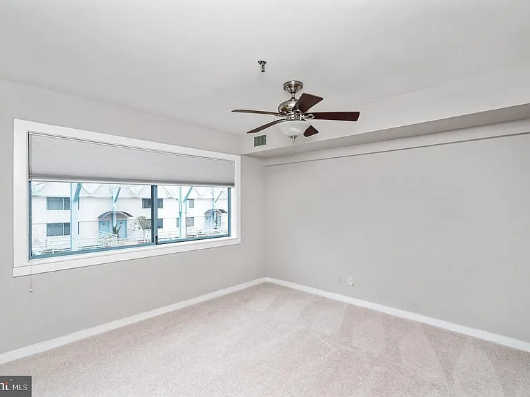 7 N Columbus Blvd #223 — Photo 18