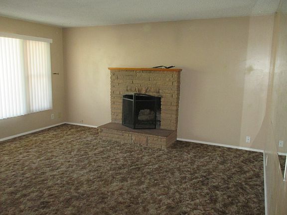 3rd image of 530 S Carmalita St