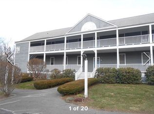 22 Main Street Ext APT A4, Simsbury, CT 06081