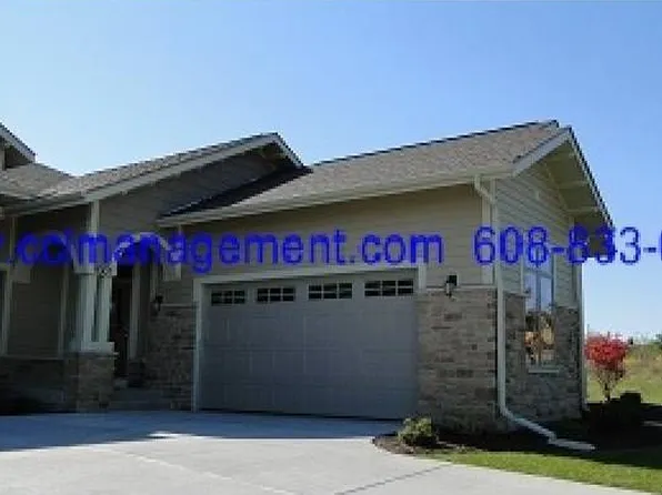 9007 Royal Oaks Cir, Verona, WI 53593