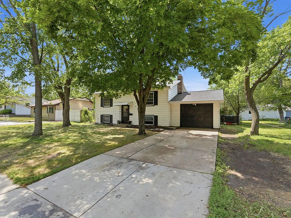 1st image of 1017 25th Ave N