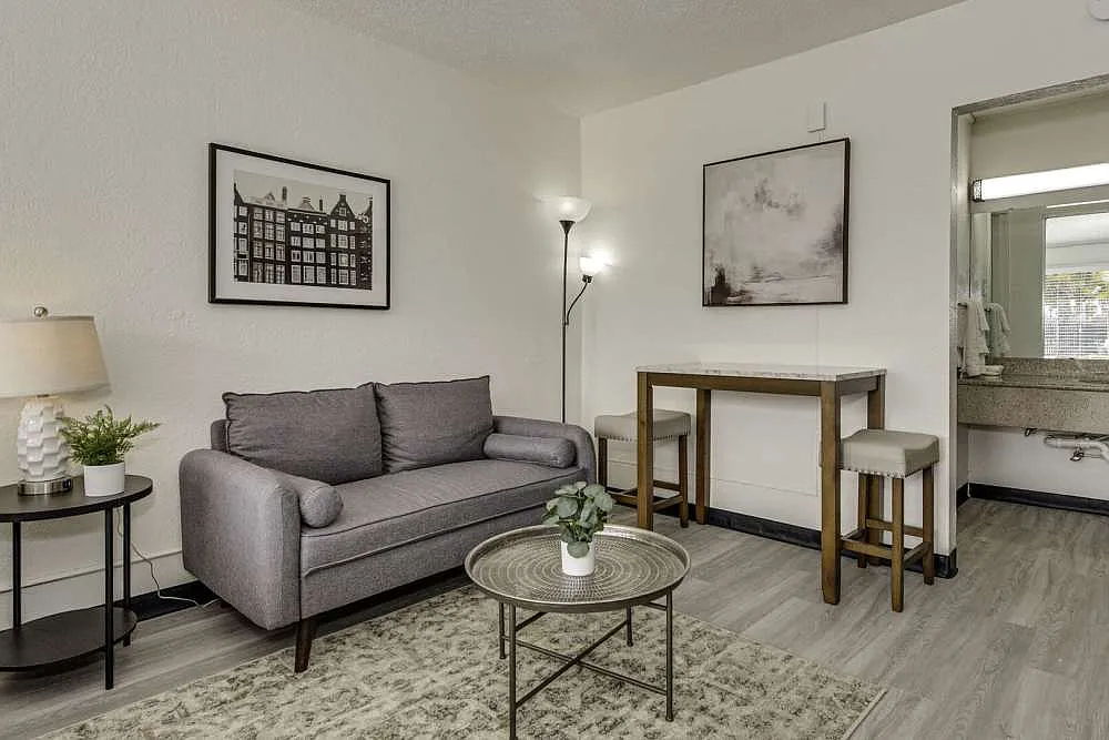 Flats at Market Street — Photo 3