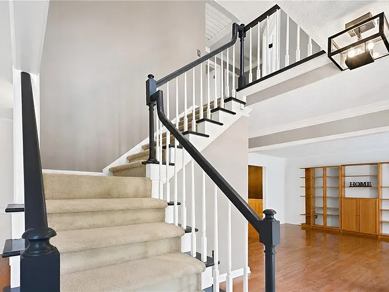 320 Derby Ridge Trce — Photo 37