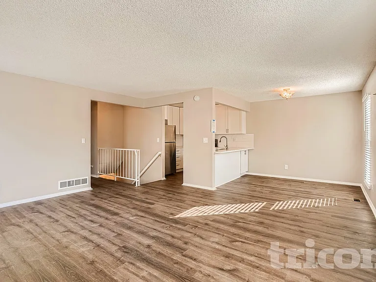 10210 Routt St — Photo 16
