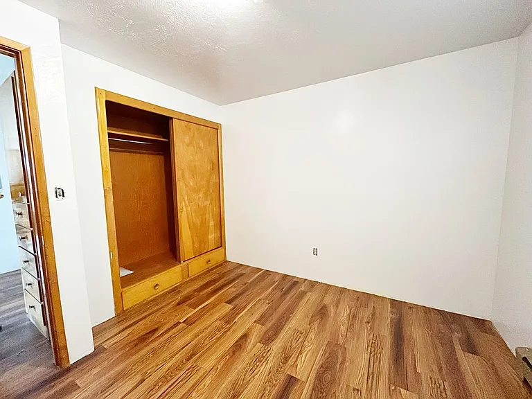 6503 N Atlantic St — Photo 3