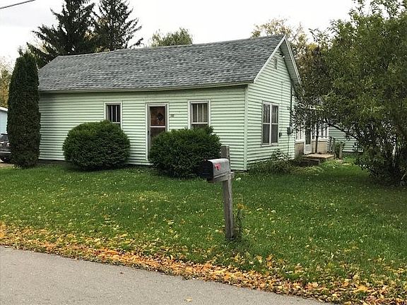 2nd image of 107 Kalkaska St