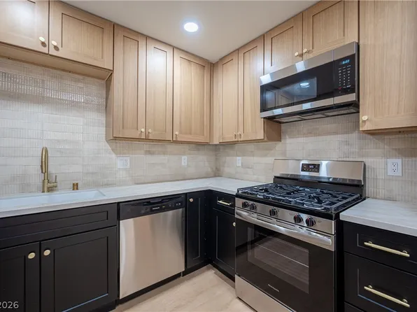 5225 Carmen Blvd, Las Vegas, NV 89108