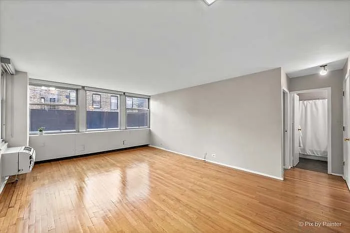 30 E Elm St #3D — Photo 8