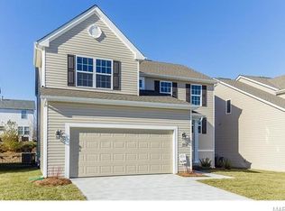 1686 Coupru Ct, Saint Peters, MO 63376