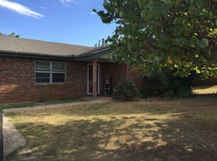 111 Sunny Ln, Elgin, OK 73538