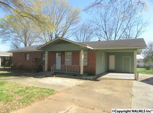 407 Clearview St SW, Decatur, AL 35601