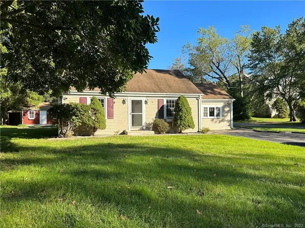 155 Old Norwich Road, Waterford, CT 06375