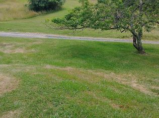 2240 Alta Vista Rd, Ronceverte, WV 24970