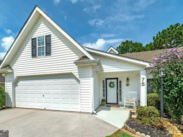 75 Courtyard Ln, Newnan, GA 30265