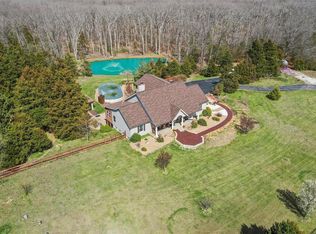 5 Fox Run Dr, Wright City, MO 63390