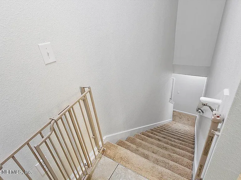 213 Larkin Pl #108 — Photo 12