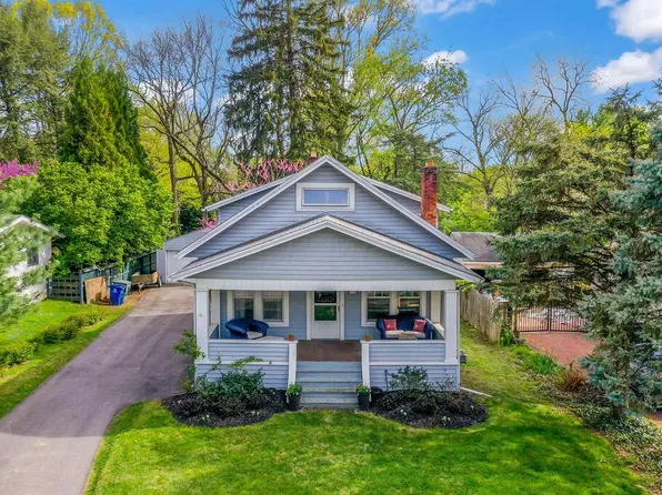 75 Glenmont Ave, Columbus, OH 43214