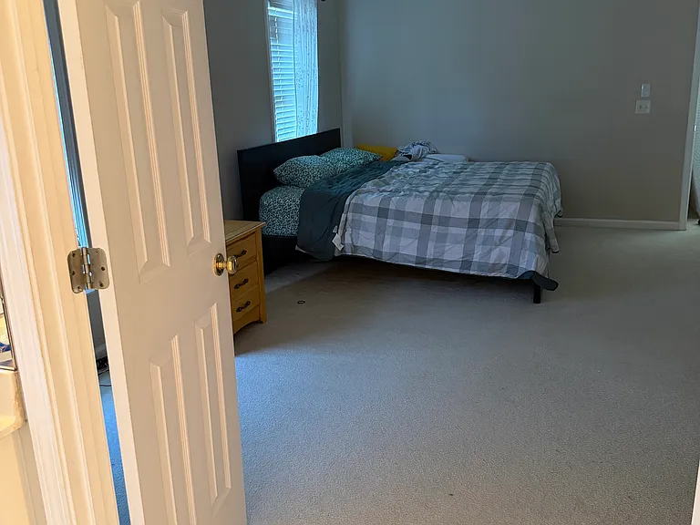 1019 Carroll Ct — Photo 18