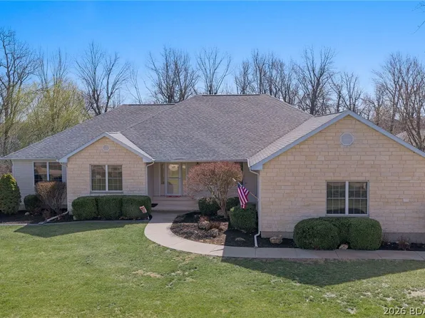 374 Fawn Meadows Dr, Linn Creek, MO 65052