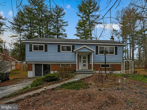 221 Pine Blvd, Orwigsburg, PA 17961