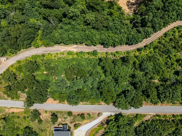 7 Tamala Gwinnett Dr, Greenville, SC 29609