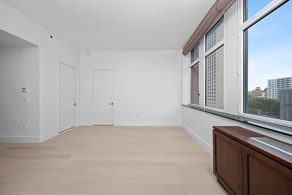 Rented by Douglas Elliman | media 15