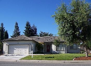 1st image of 471 Irma Dr