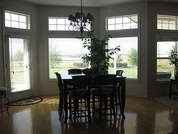 dining area/view