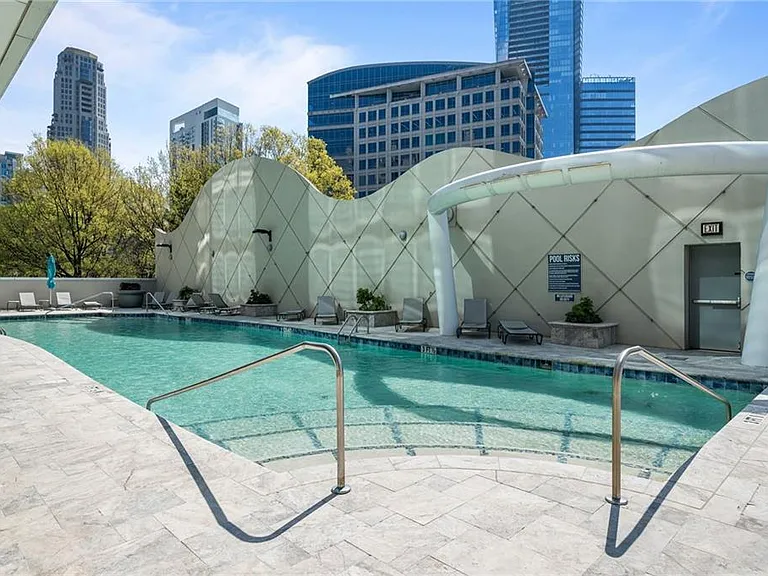 3338 Peachtree Rd NE #2207 — Photo 38