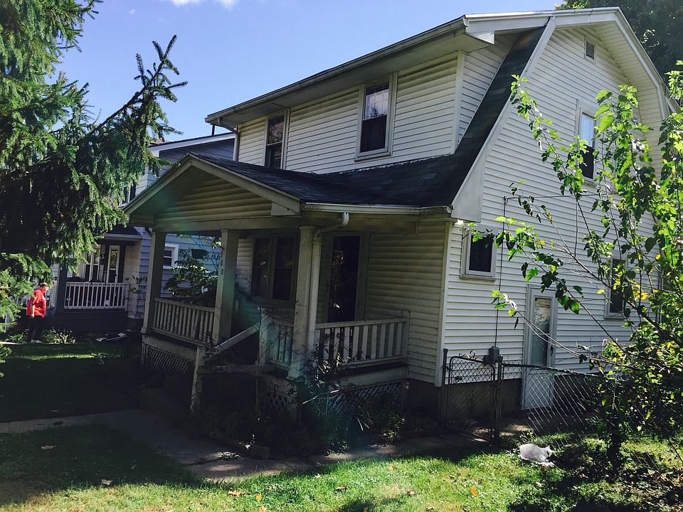 1st image of 300 Knecht Dr