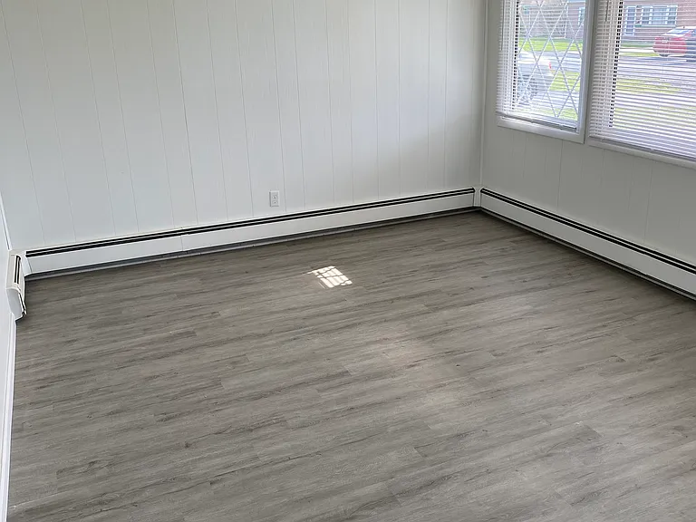118 Clayton Dr — Photo 17