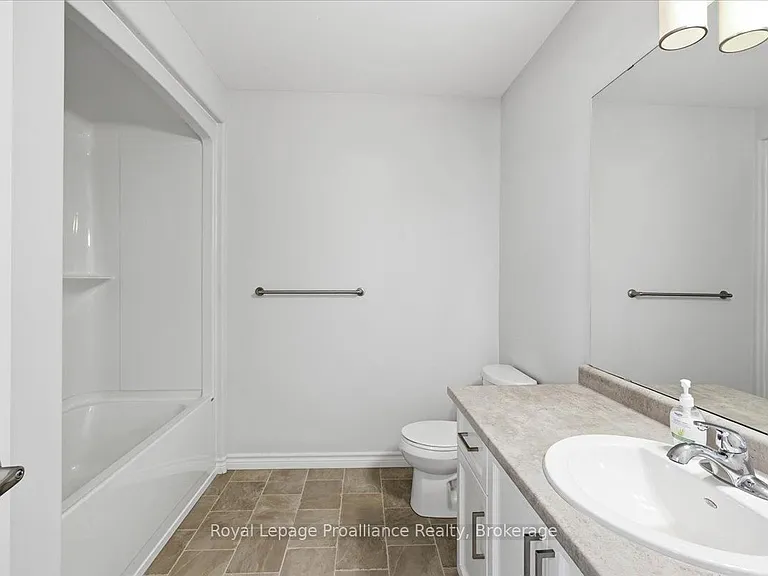 16 Ledgerock Ct — Photo 27