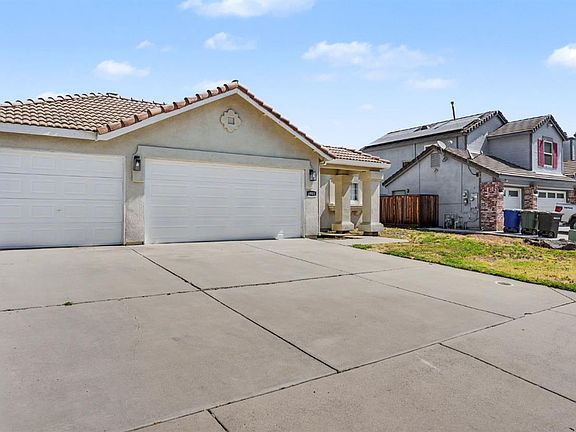 4th image of 4905 Sun brook Drive