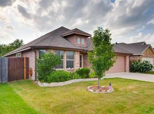 6933 Meandering Creek Ln, Fort Worth, TX 76179
