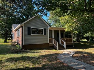 32 Elkhorn Tavern Rd, Eddyville, KY 42038