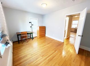 40 Plymouth St #2, Cambridge, MA 02141