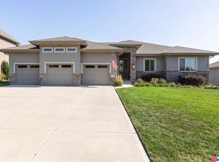 3107 194th St, Elkhorn, NE 68022