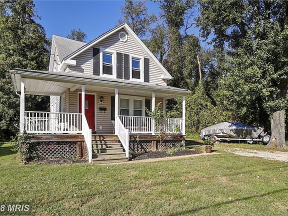 2nd image of 215 Taylor Ave