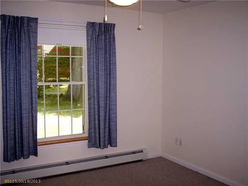 2 bed, 1.5 bath, 1200 sqft, $2,350 — Photo 2