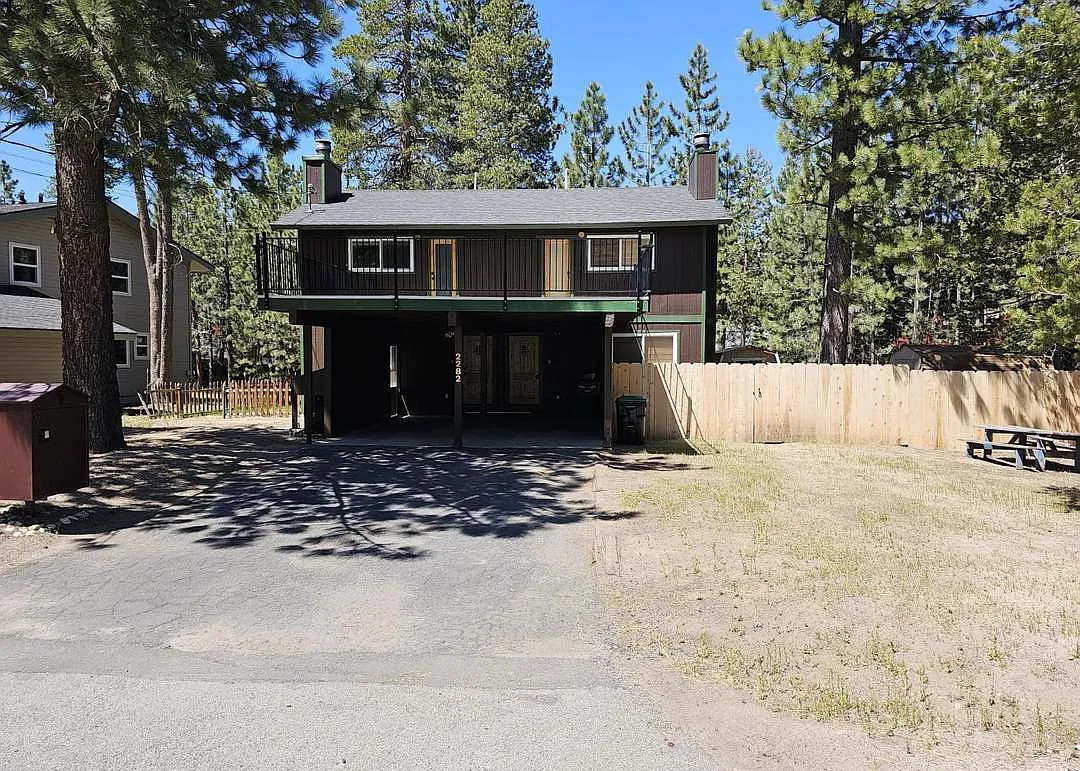 2 bed, 1.5 bath, $2,400 — Photo 3