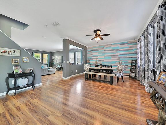 5th image of 13 Birchwood Pl