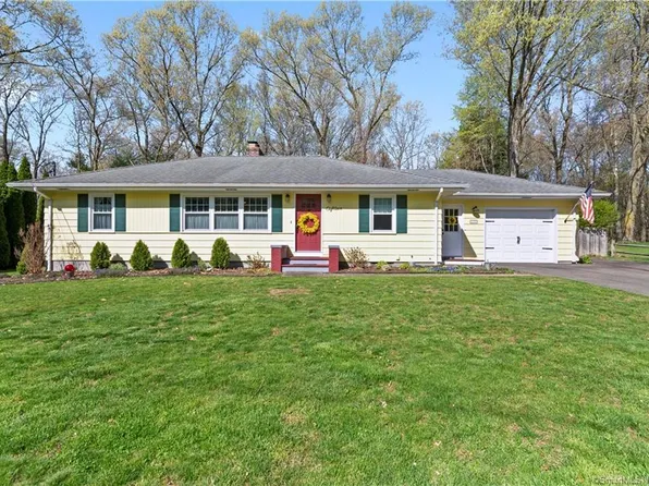 18 Alexander Drive, Meriden, CT 06450